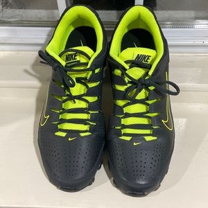 NIKE REAX Men’s Sneakers 11.5